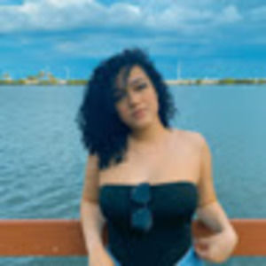 Meet your Posher, Leah